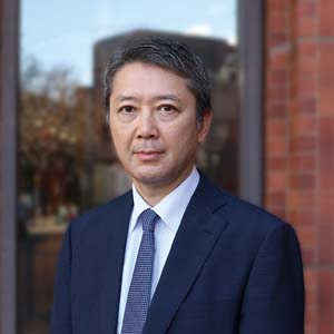 横手拓治