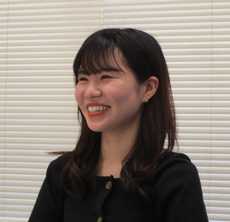 山崎 日奈子さん