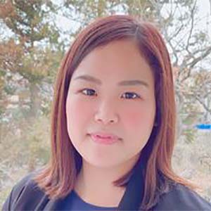 穴水千尋