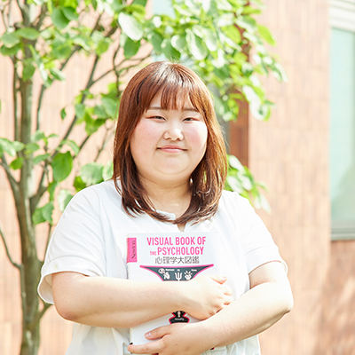 齋藤日向さん