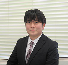 保育士 松原 哲平(まつばら てっぺい)左