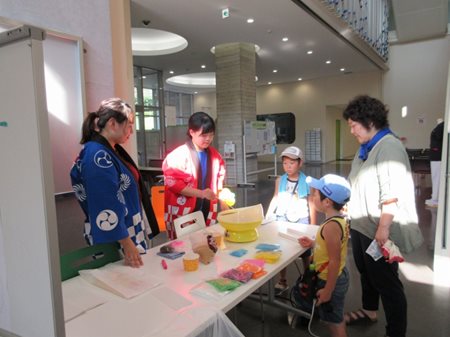 夏祭り、カラフル綿あめ