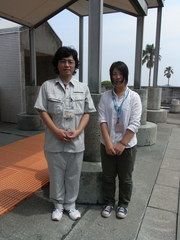 徳大学28期生の比佐氏とボランティアセンター常任スタッフの 嘉山さん