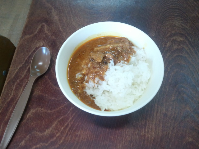 本格ネパールカレーをご馳走になりました。